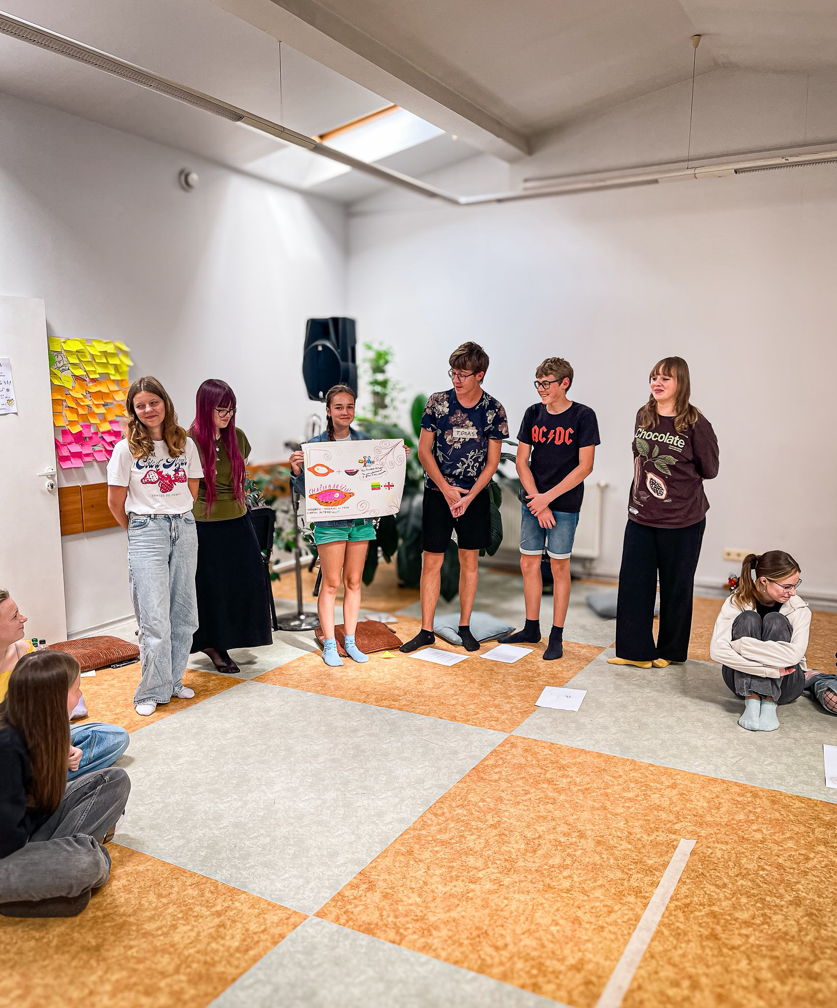 Stovykla jaunimui „Kultūrų kompasas”