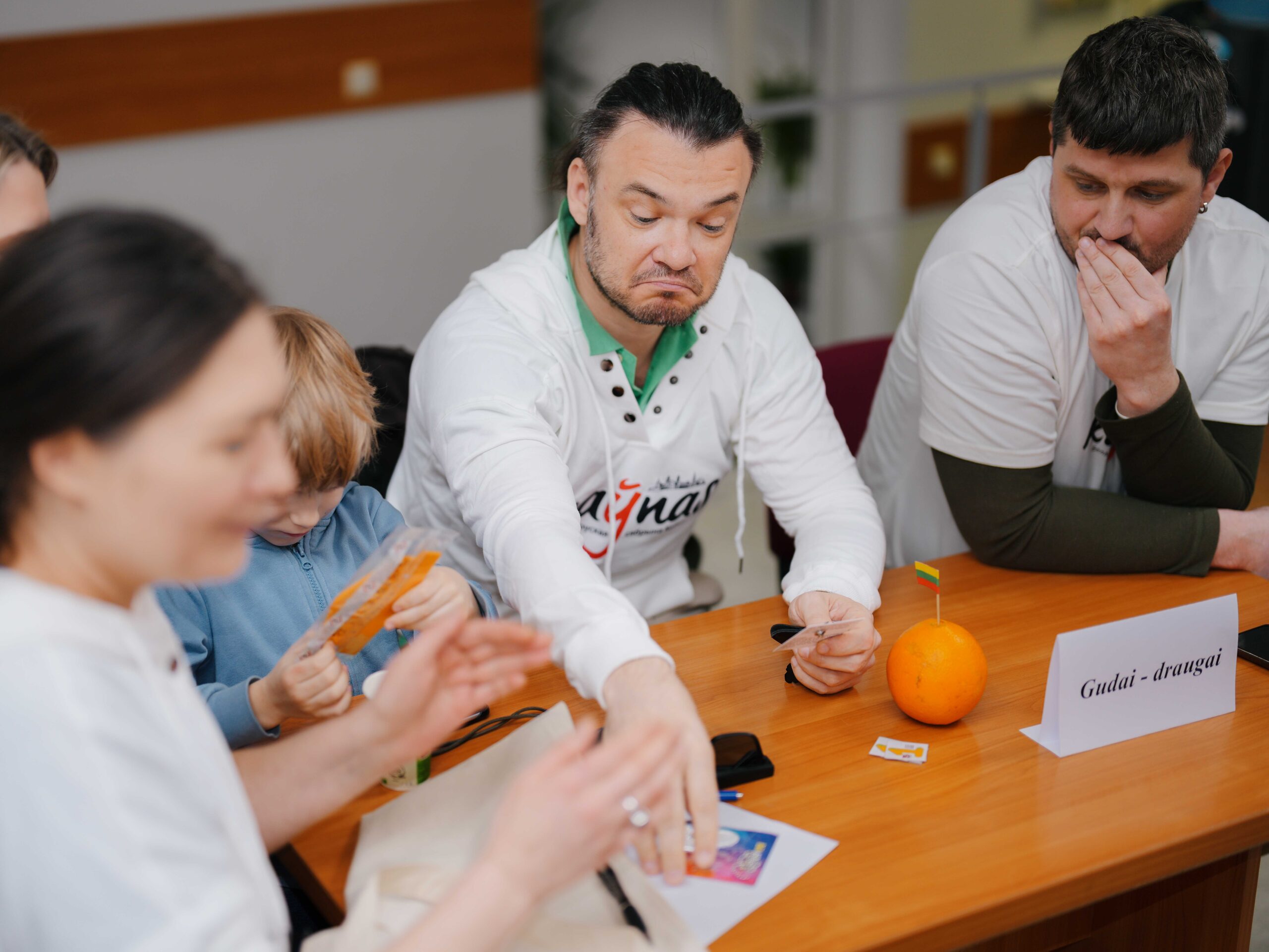 Viktorina tautinėms bendrijoms „Lietuvių kalba, asmenybės, kultūra ir istorija“